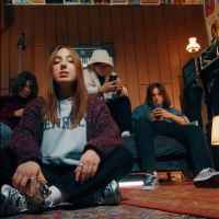 Енджі Крейда - Дівчинка